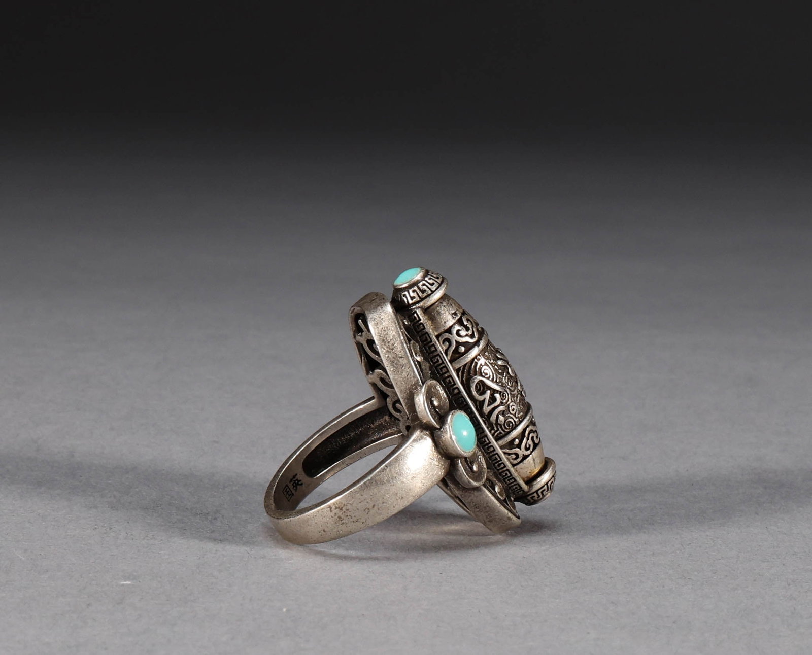 Silver ring - 5