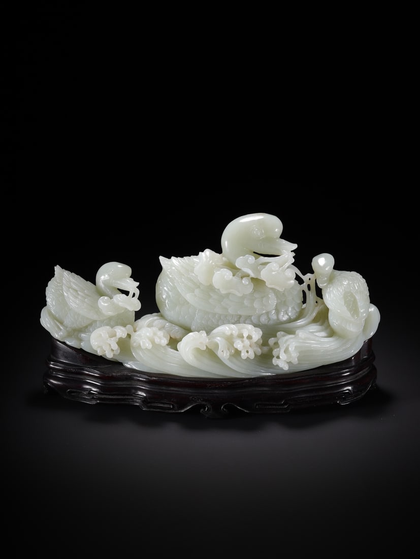 Qing Dynasty Hotan Jade Swan (1 of 9)