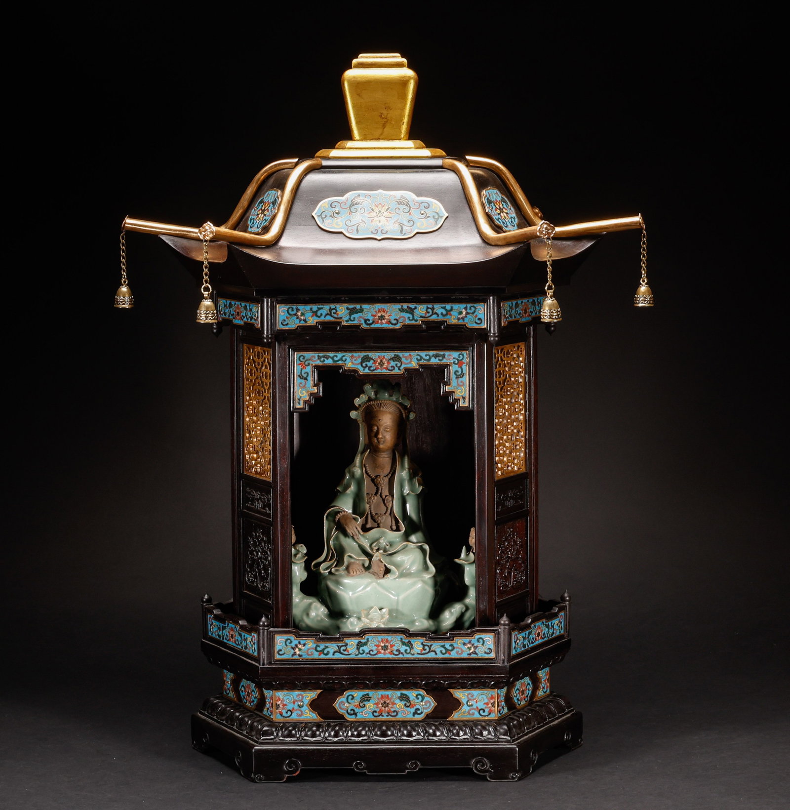 Qing Dynasty purple sandalwood inlaid with copper enamel gilded Buddhist niche, single color glaze: Height: 70cm, Width: 36cm, Weight: 10443g