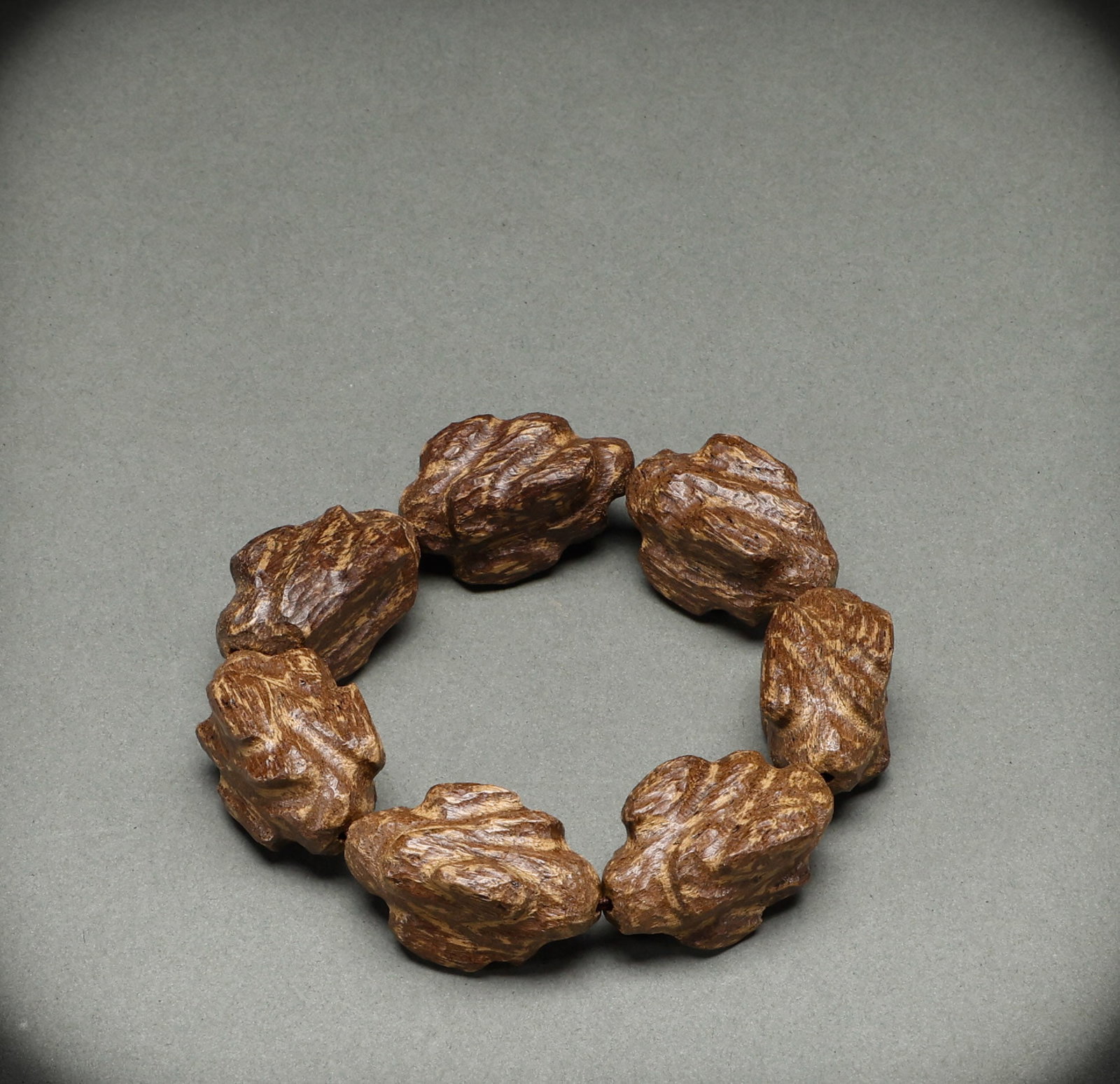 Qing Dynasty agarwood bracelets (1 of 7)