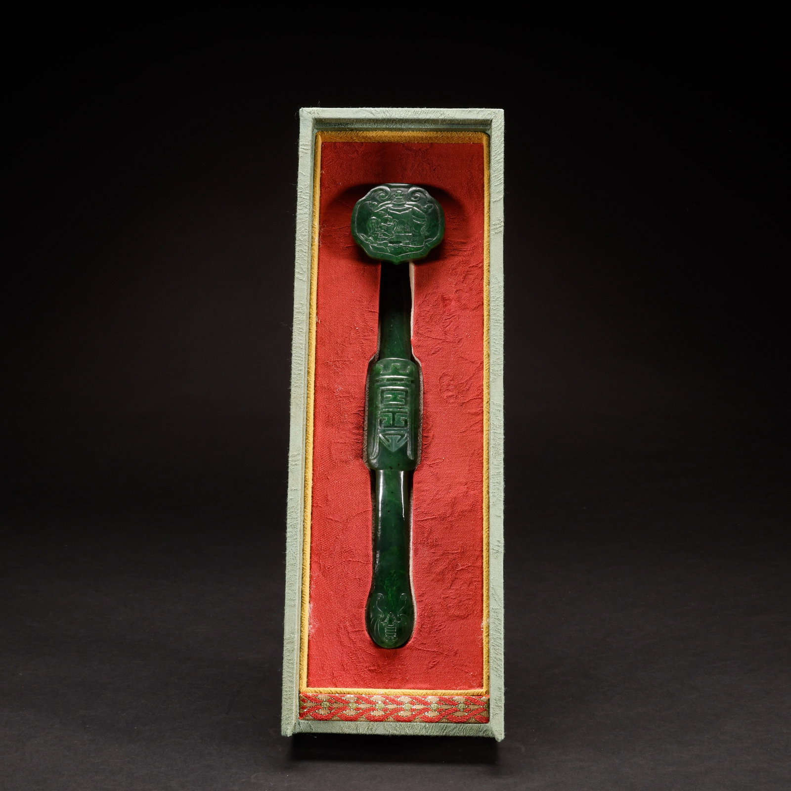Qing Dynasty Hetian Biyu Ruyi: Length: 26cm, Width: 5.5cm, Weight: 198g