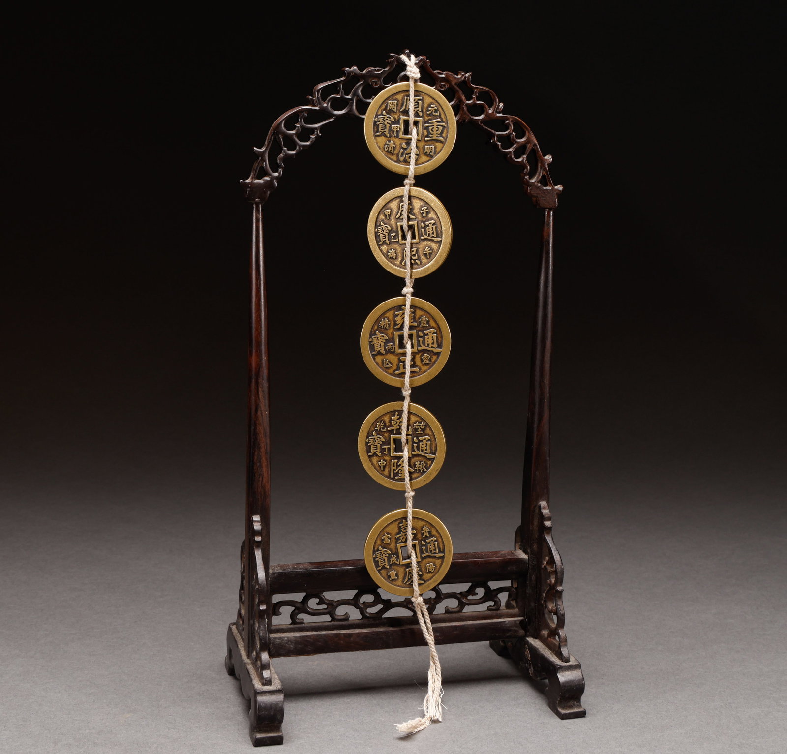 Copper coins of the Five Emperors of the Qing Dynasty: Diameter: 4.5cm, weight: 158g