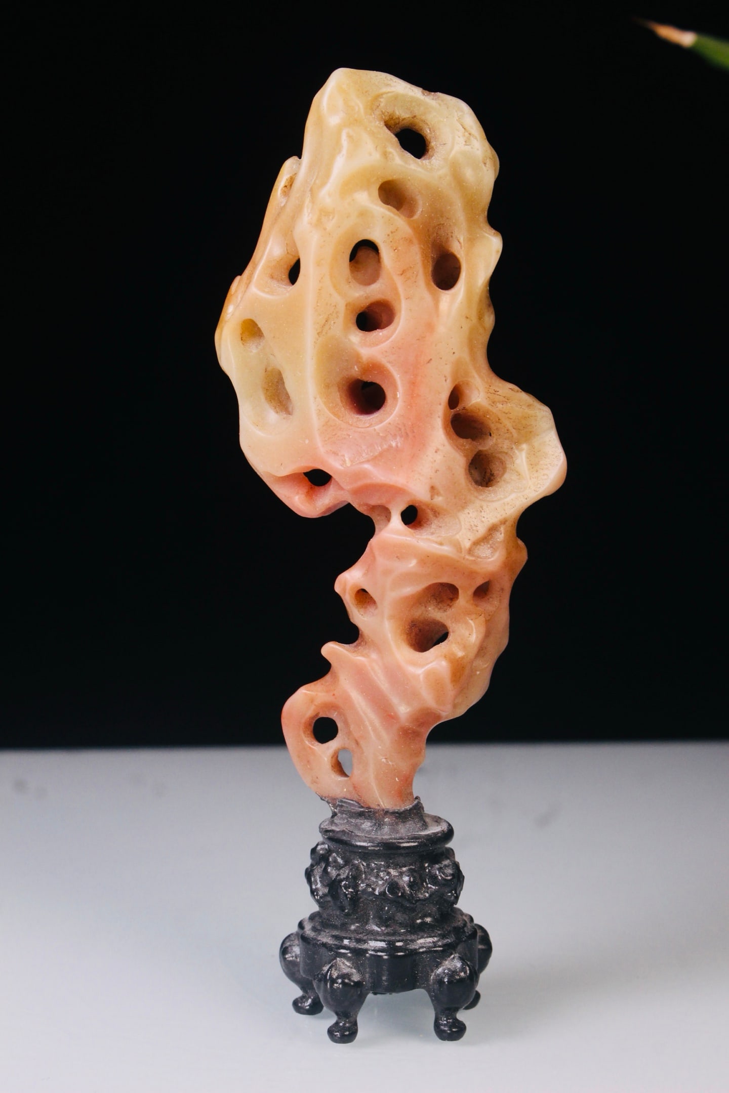 Qing Dynasty Shoushan Shishanzi: Height: 12.6cm, Width: 4.7cm, Weight: 58g