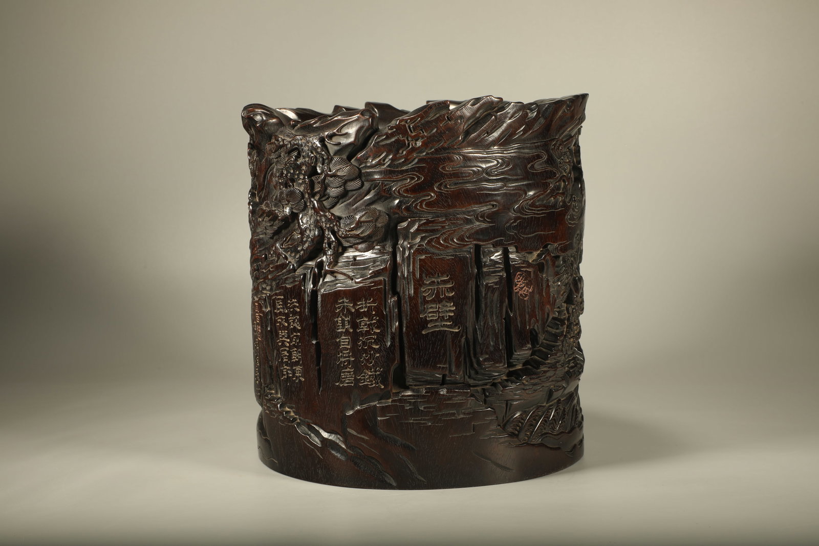 Qing Dynasty Purple Sandalwood Carving Red Cliff Painting Pen Holder: Height: 22cm, Width: 21.5cm,