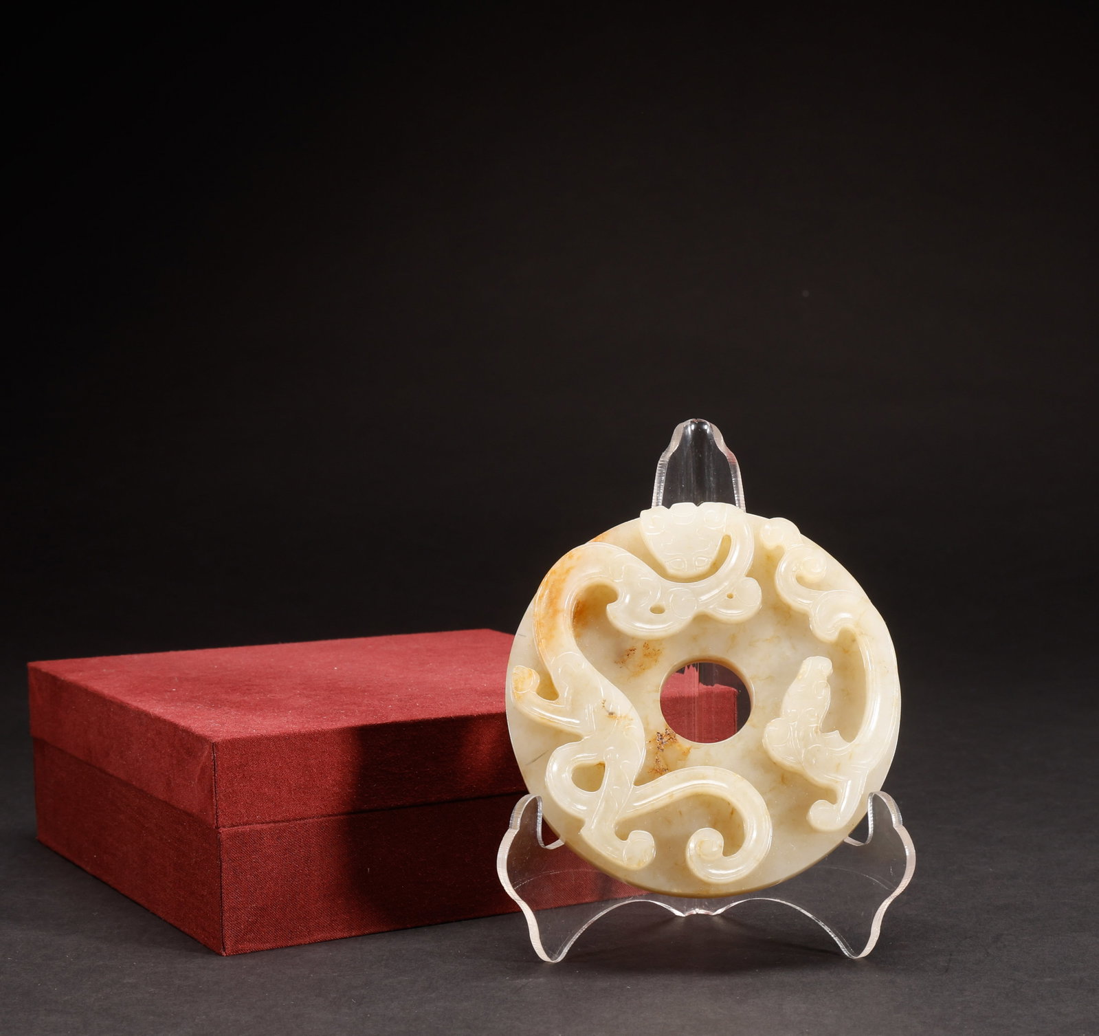 Hetian jade dragon jade in the Ming Dynasty (1 of 8)