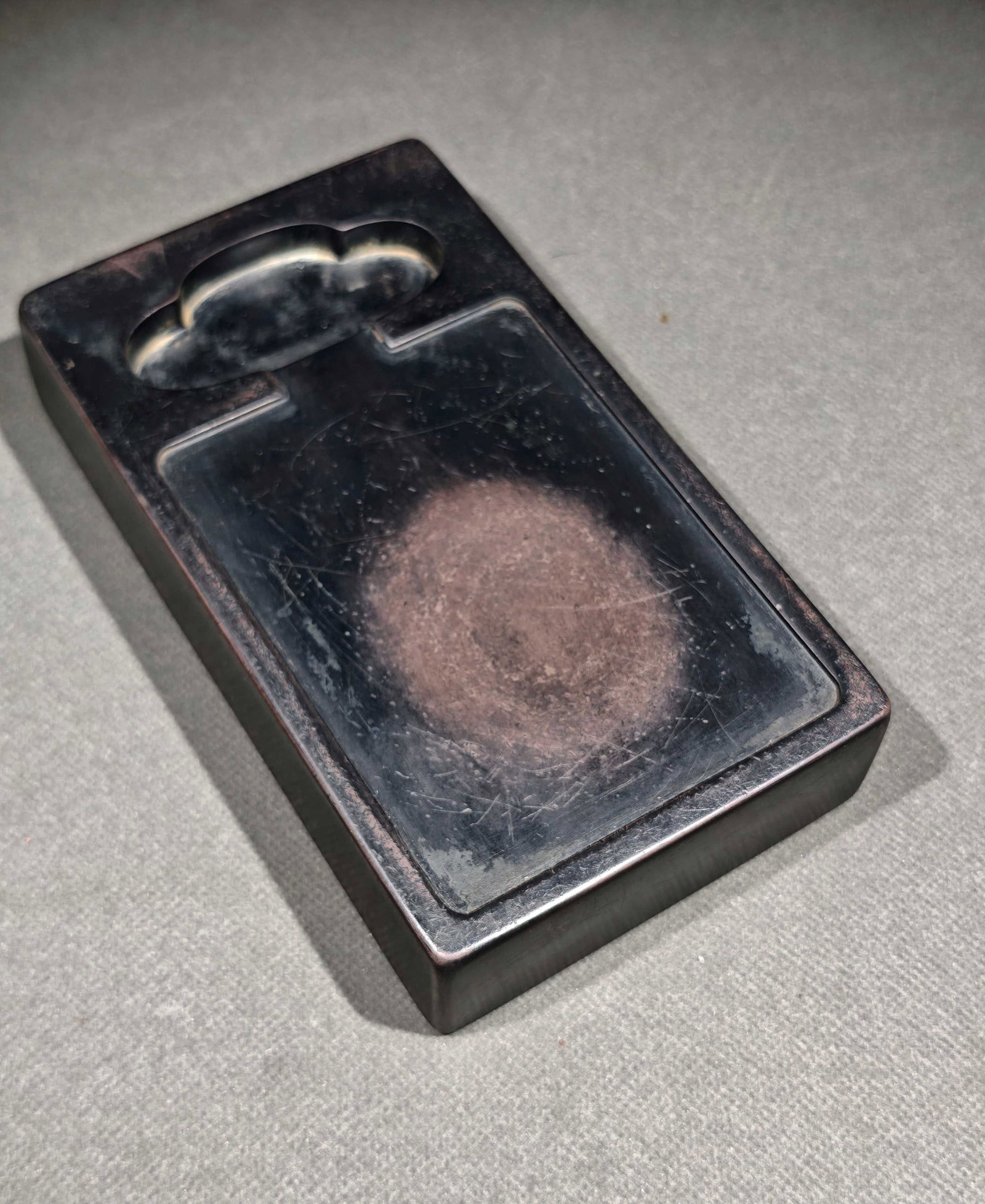 Qing Dynasty Duan Shi Inkstone: Length: 17.5cm, Width: 10cm, Height: 3.6cm,