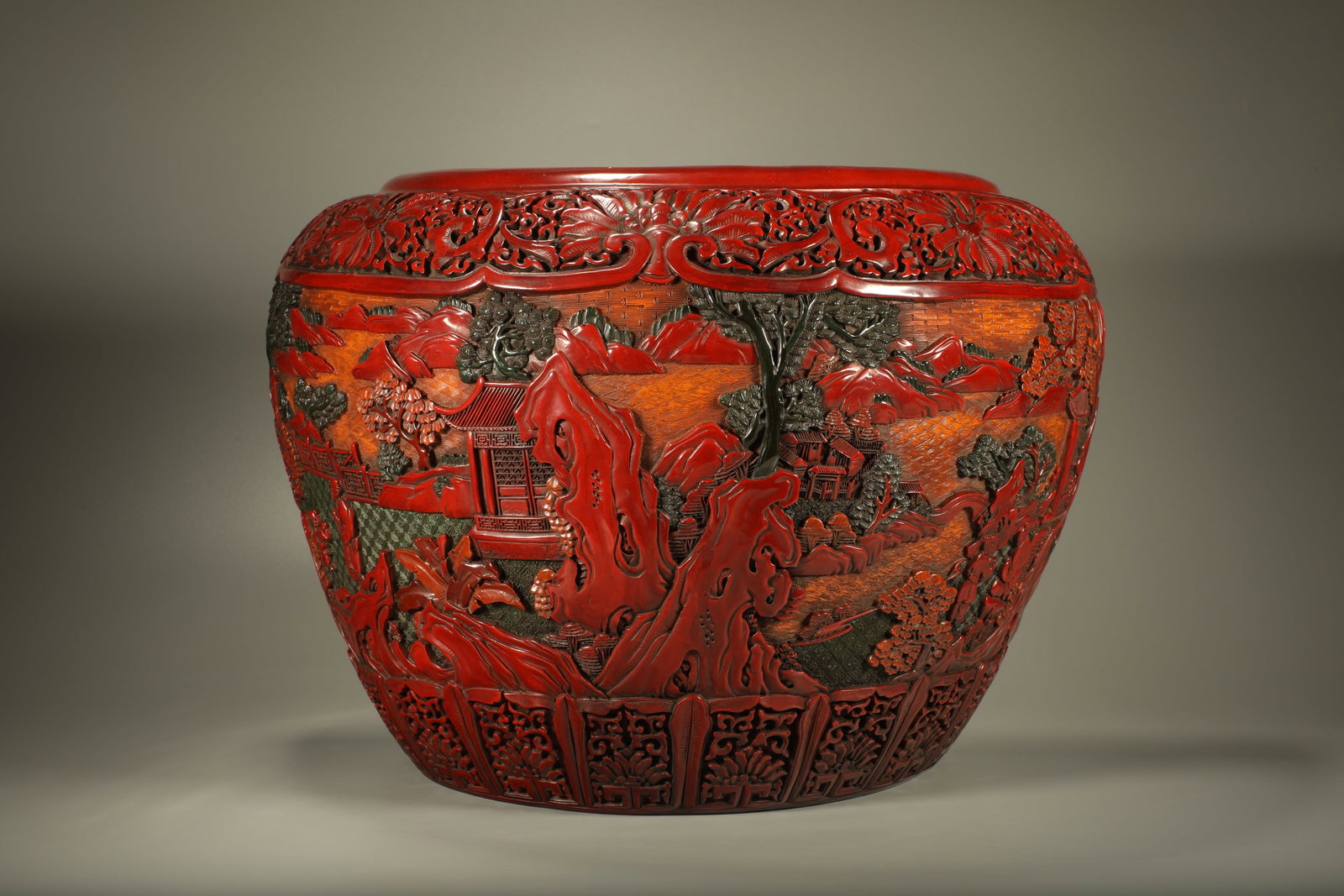 Qing Dynasty lacquer flowers, window opening, landscape scenery, figures, scroll jars: Height: 33.5cm, Width: 45cm,