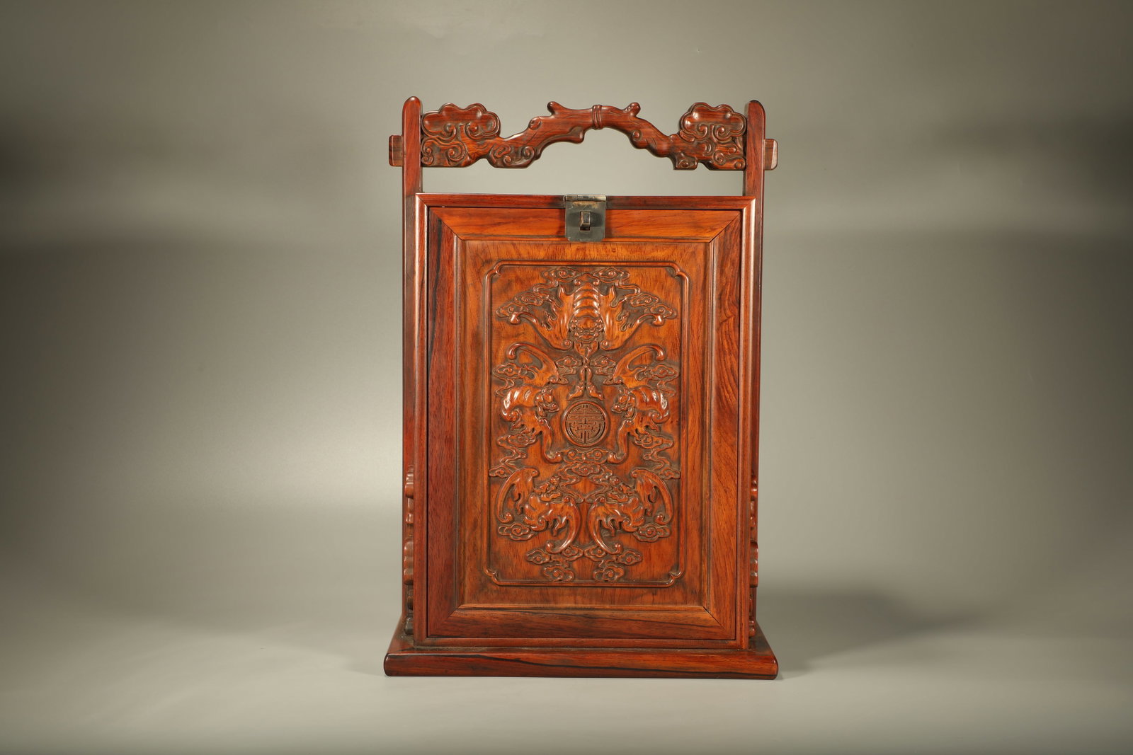 Qing Dynasty Huanghua Pear Carving Five Blessings Holding Longevity Pattern Box: Length: 28.8cm, Width: 20.8cm, Height: 42.8cm,