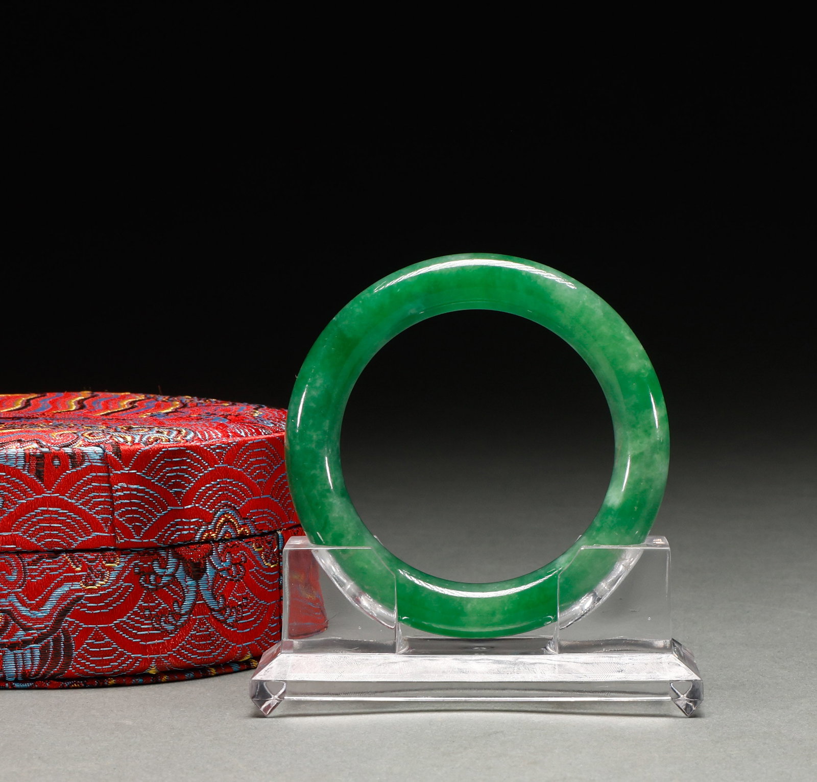 Qing Dynasty Jade Bracelet (1 of 8)