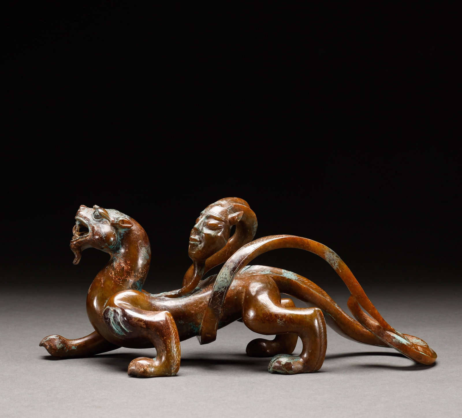 Before the Ming Dynasty, Hotan Jade was decorated with auspicious animals with human faces (1 of 7)