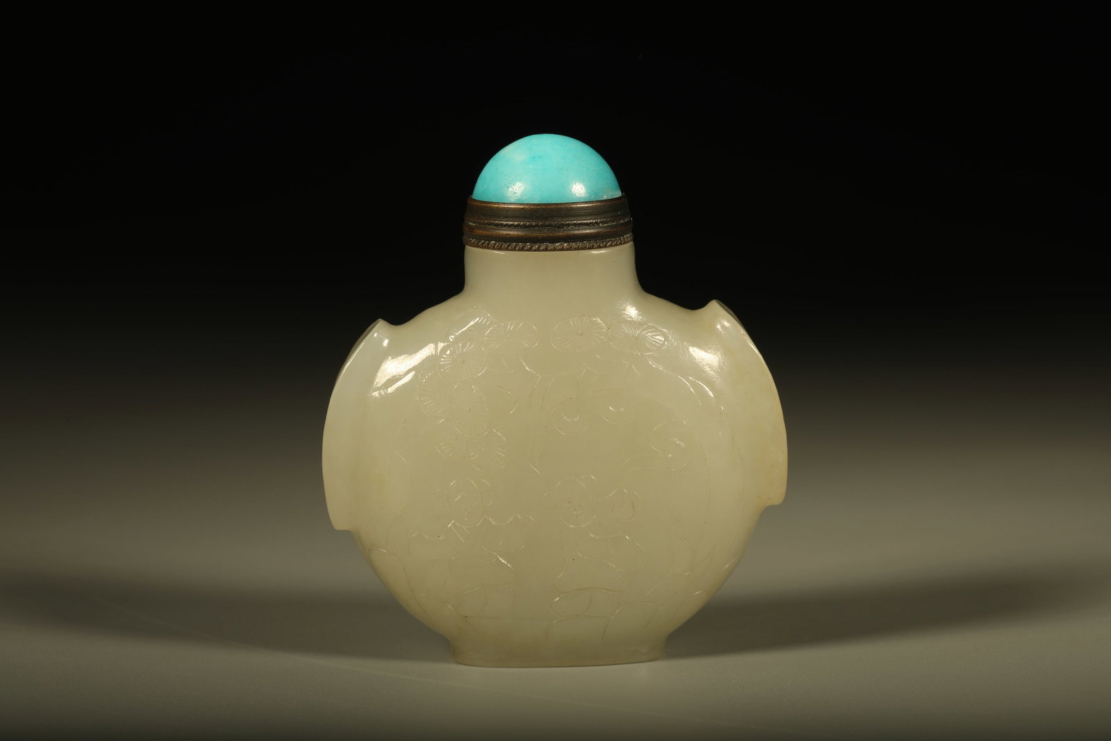 Qing Dynasty Hetian Jade Carving Character Story Snuff Bottle (1 of 7)