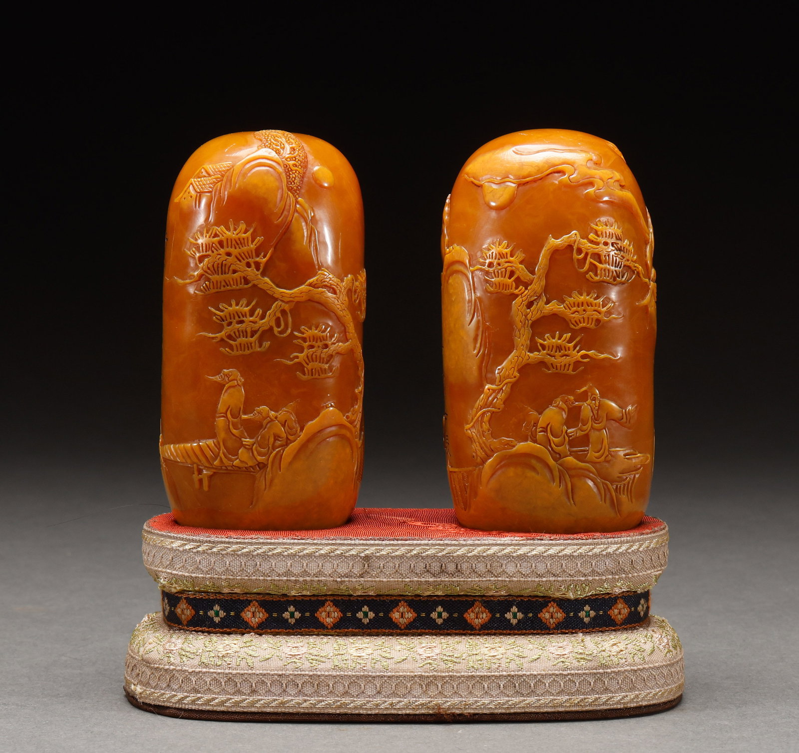 The Story of Tian Huangshi and Wen Shanzi in the Qing Dynasty (1 of 11)