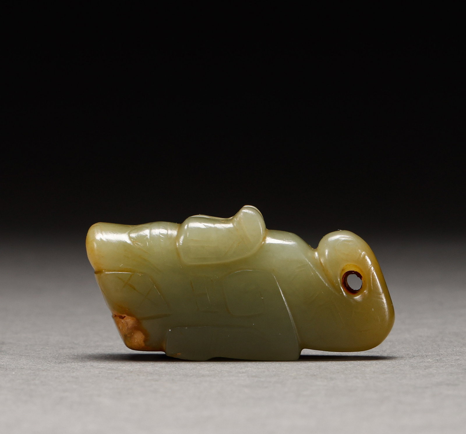 Before the Ming Dynasty, Hetian Qingyu bird shaped pendant (1 of 6)
