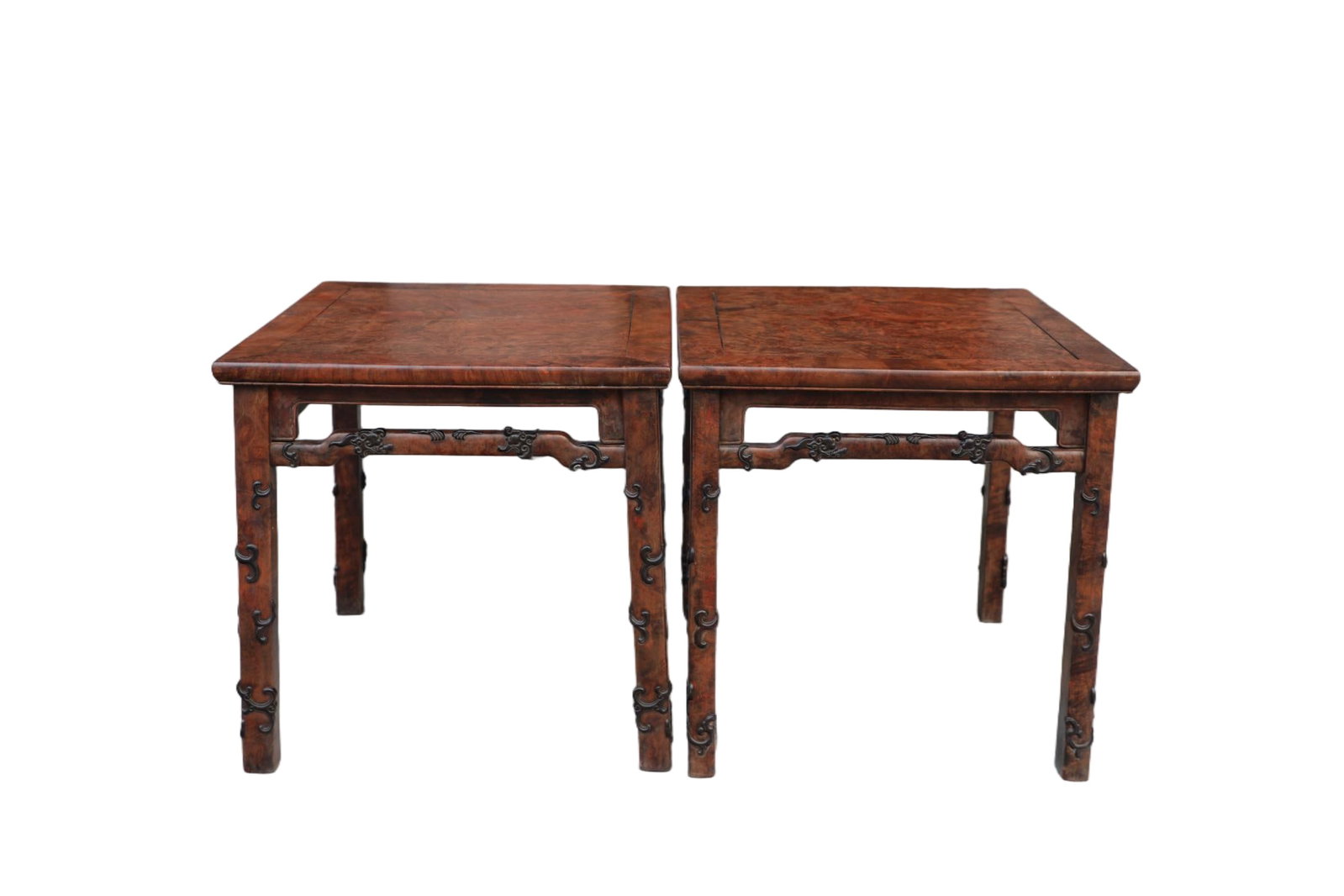A pair of square stools with carved dragon and dragon patterns embedded in rosewood and rosewood (1 of 6)