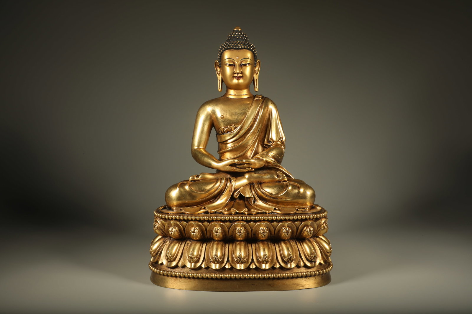 Bronze gilded statue of Shakyamuni Buddha (1 of 7)