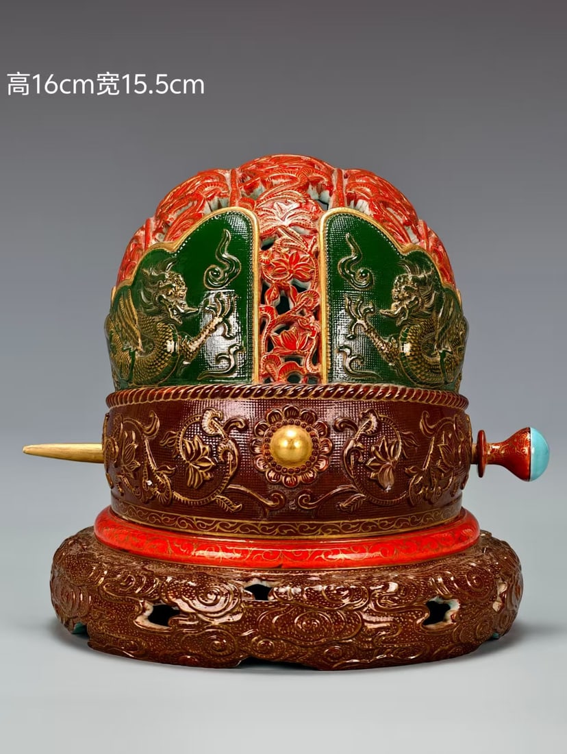 Qing Dynasty Pink Aromatherapy: Qing Dynasty famille rose incense burner, fine and dense body, warm glaze color, fine pattern painting, well-balanced composition, beautiful and elegant form. Height: 16cm, Width: 15.5cm. Highly colle