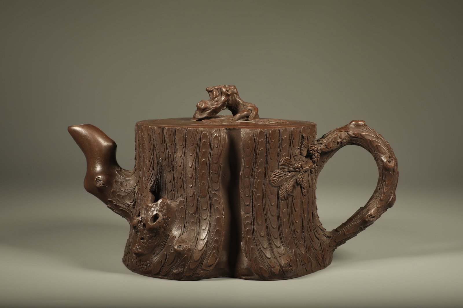 Qing Dynasty purple clay tree stump teapot (1 of 6)