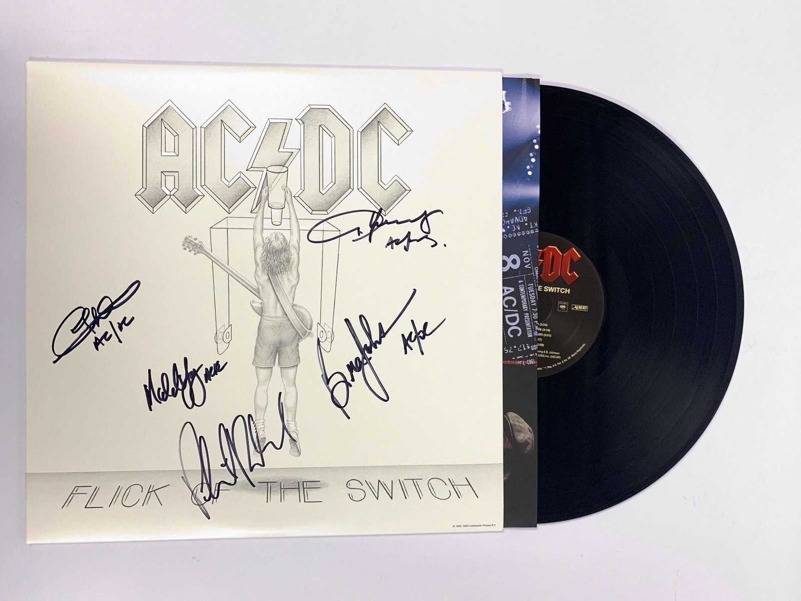 Autograph ACDC Vinyl: Autograph: Brian Johnson, Cliff Williams, Phil Rudd, Angus Young, Malcolm Young