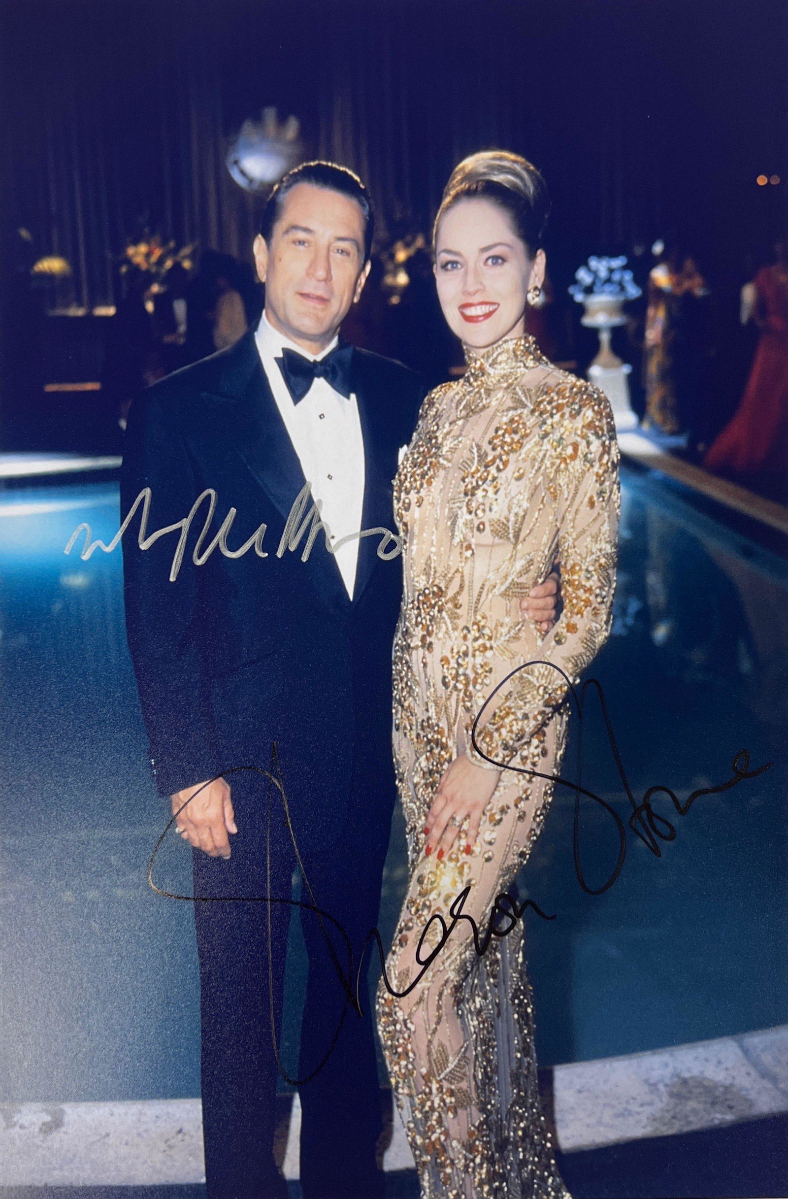 Autograph Casino Photo: Size: 8 x 10'Autograph: Robert De Niro, Sharon Stone