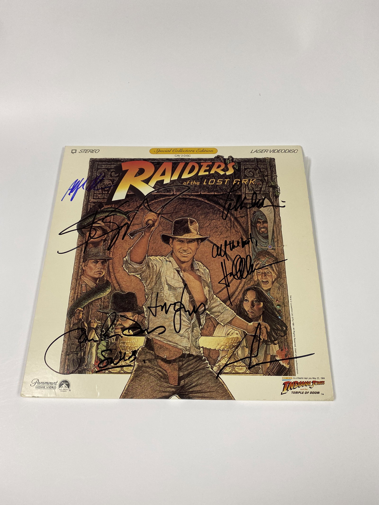 Autograph Lost Ark Vinyl: Category: CollectiblesAutograph: Harrison Ford, Karen Allen, Alfred Molina, John Rhys-Davies, George Lucas, Steven Spielberg, John Williams Item Condition: Brand New