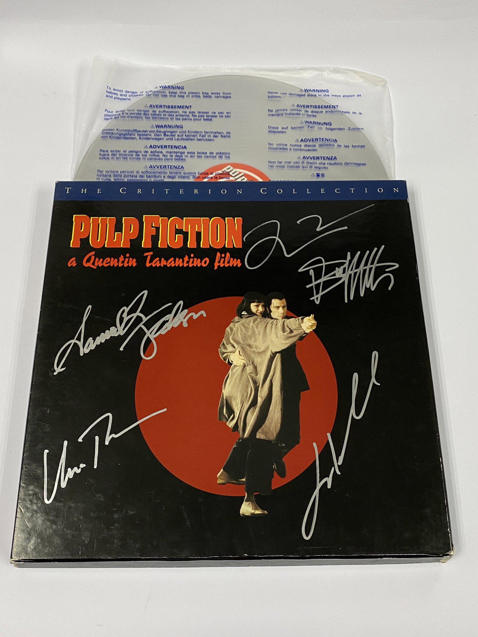 Autograph Pulp Fiction Vinyl: Category: CollectiblesAutograph: Uma Thurman, Samueal L Jackson, Bruce Willis, John Travolta, Quentin Tarantino Item Condition: Brand New