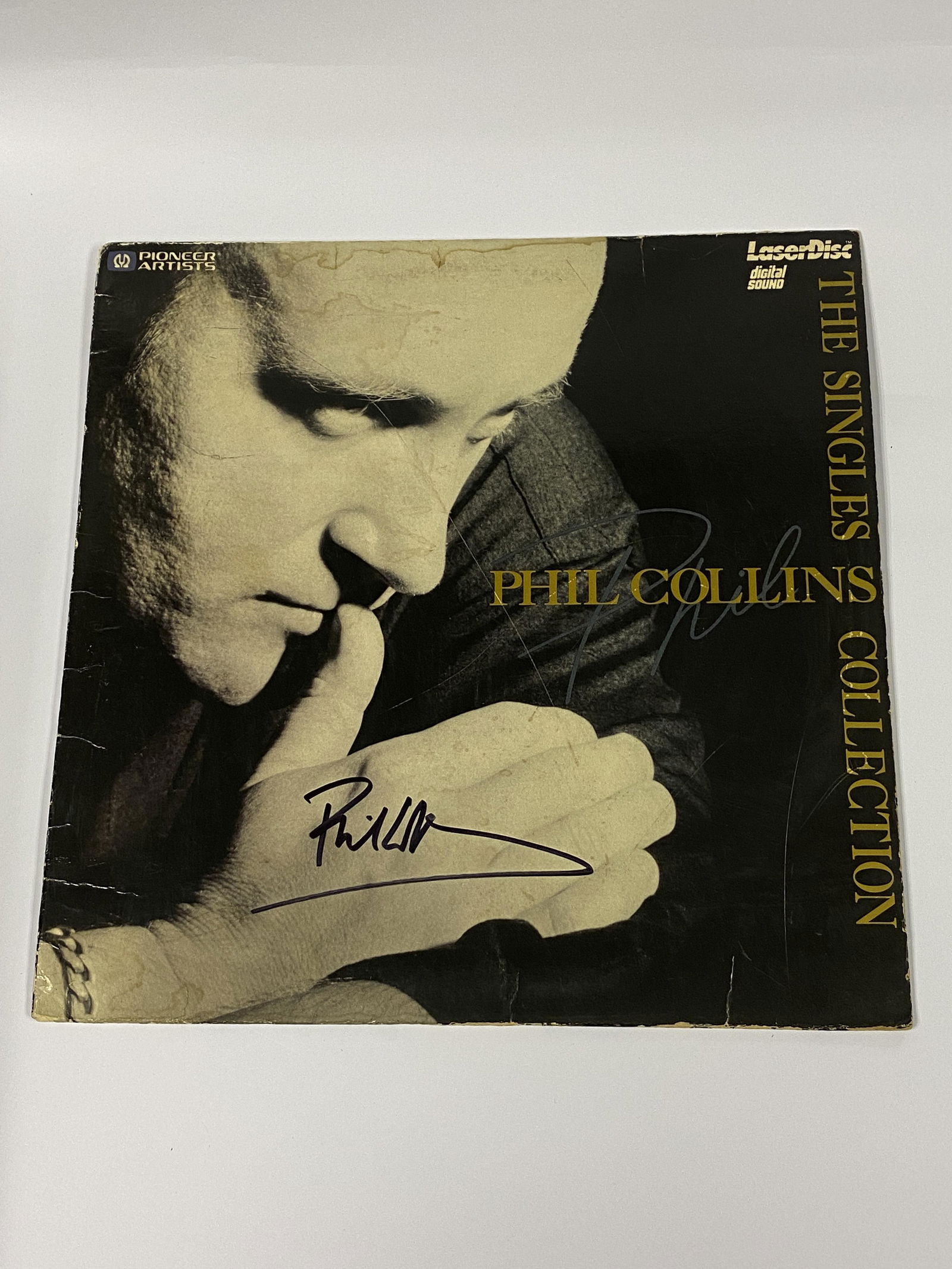 Autograph Singles Collection Vinyl: Category: CollectiblesAutograph: Phil Collins Item Condition: Brand New