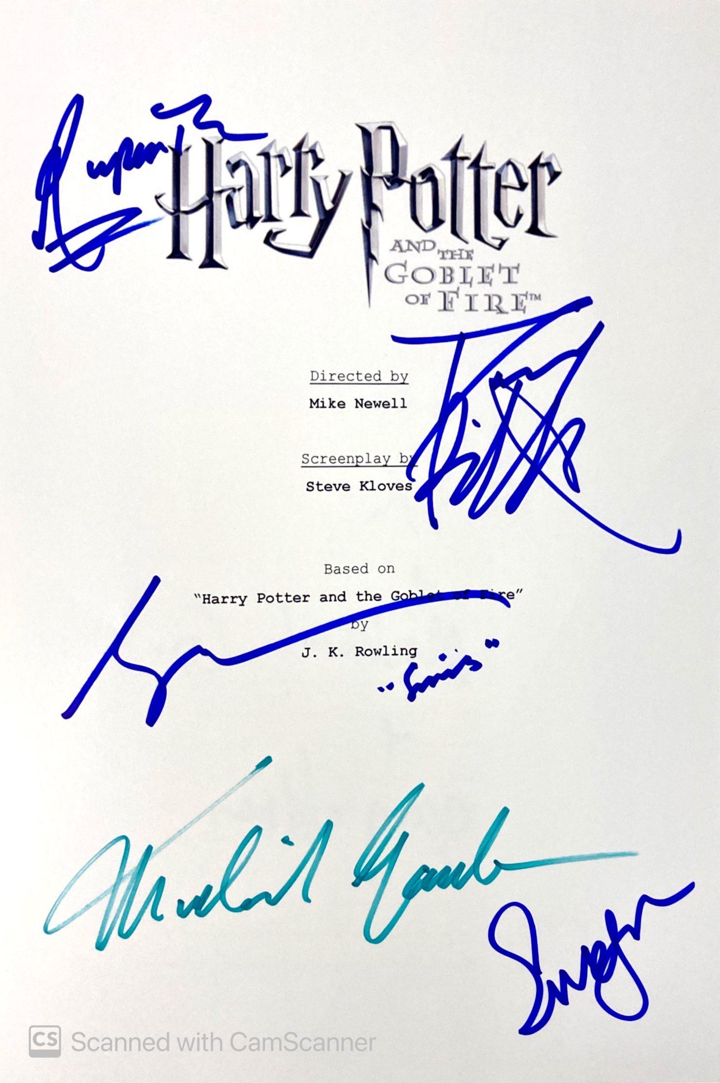 Autograph Harry Potter Script cover: Category: CollectiblesAutograph: Daniel Radcliffe, Rupert Grint, Emma Watson, Michael Gambon, Gary Oldman Item Condition: Brand New