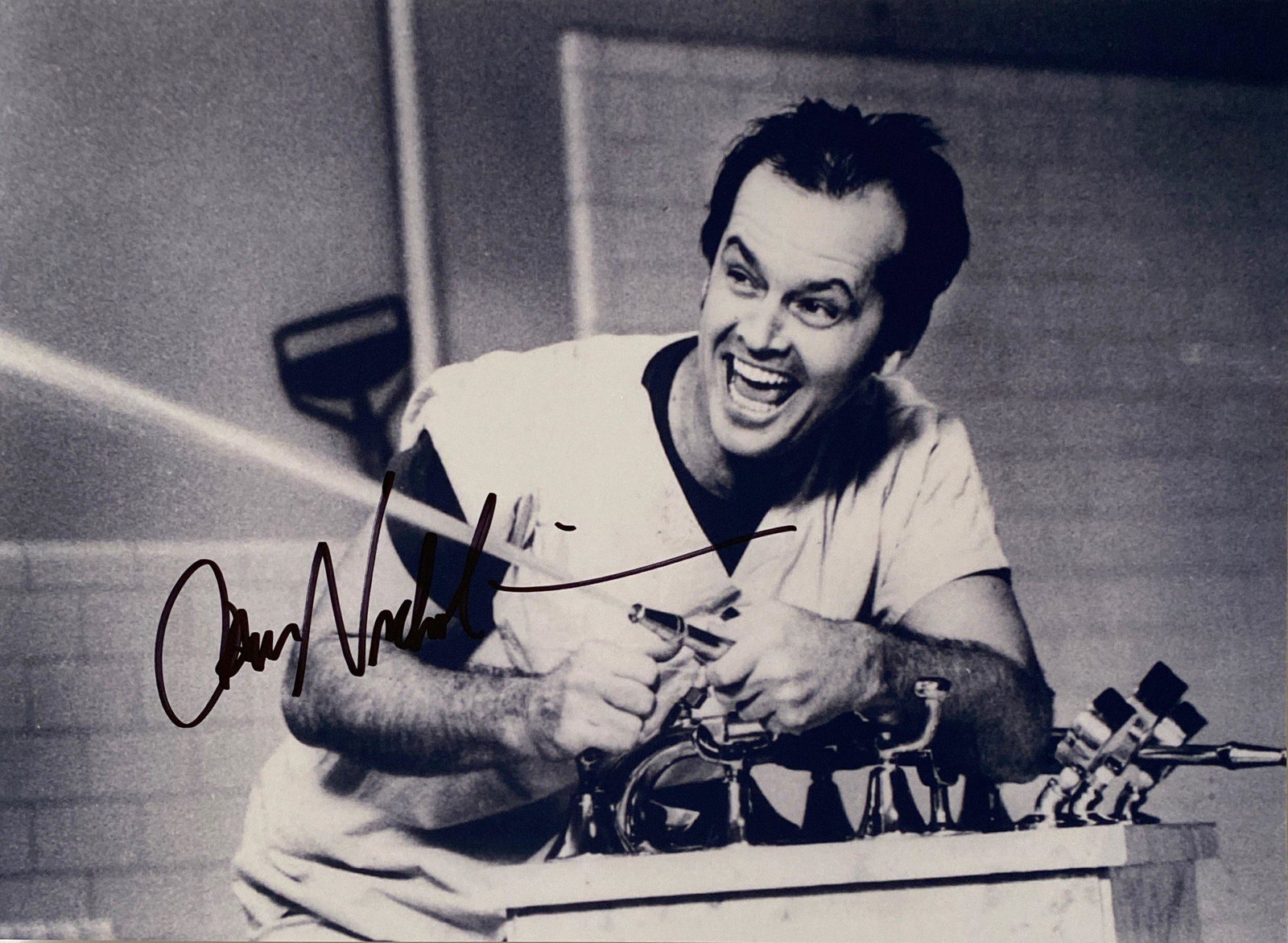 Autograph Signed Jack Nicholson Photo (1 of 1)