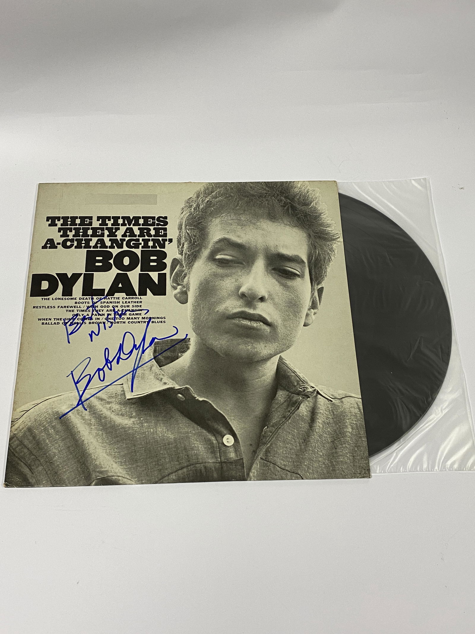 Autograph Times They Are A Changin Vinyl: Category: CollectiblesAutograph: Bob Dylan Item Condition: Brand New