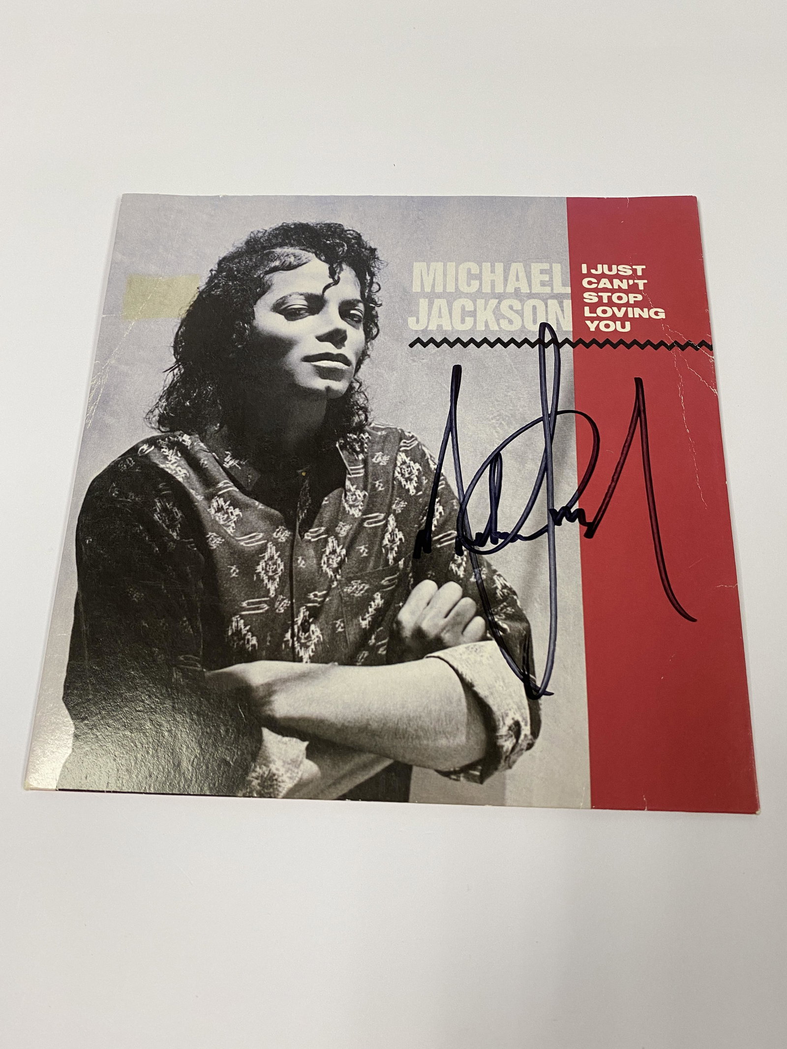 Autograph I Just Cant Stop Loving You Vinyl: Category: CollectiblesAutograph: Mihchael Jackson Item Condition: Brand New