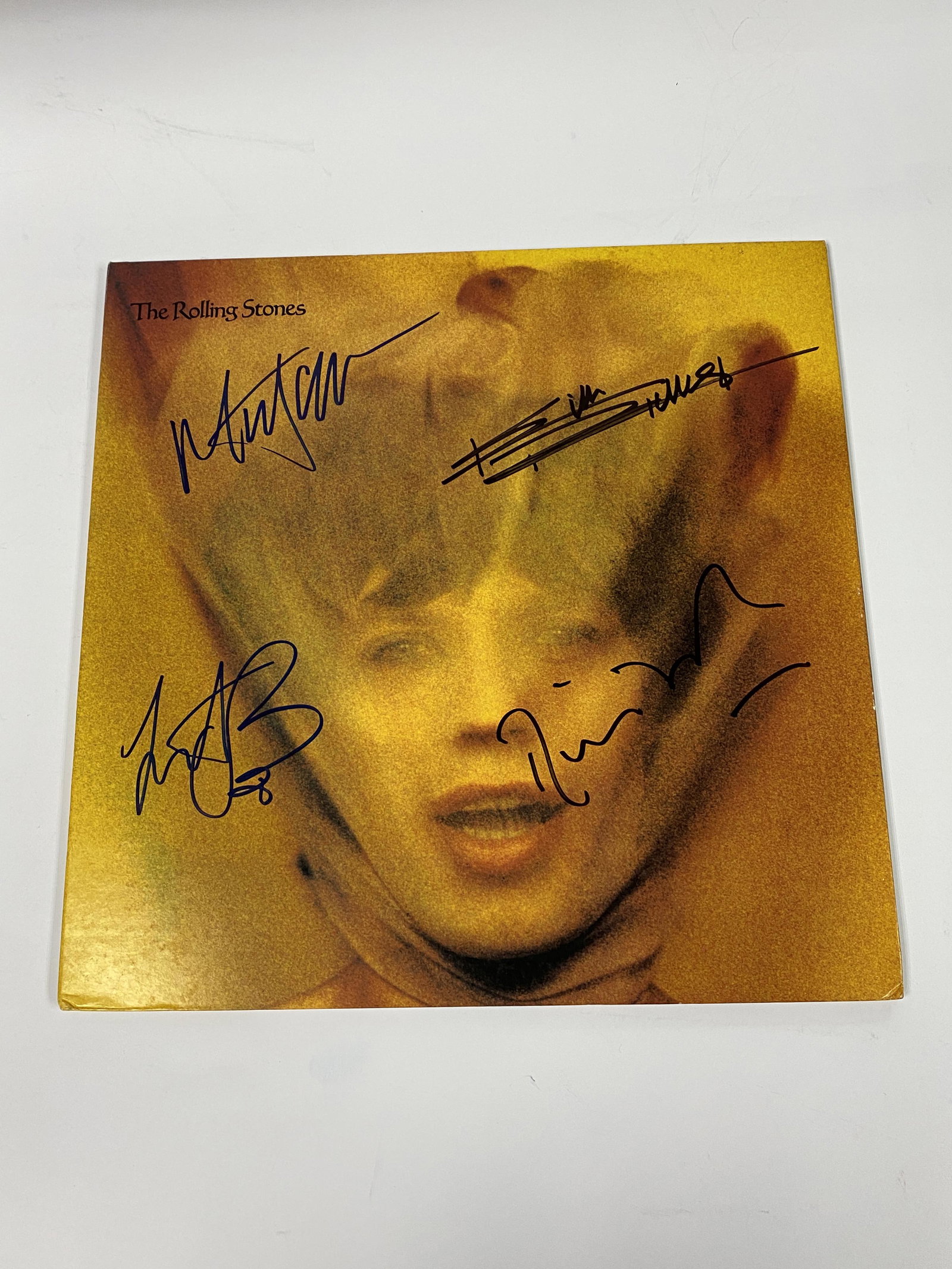 Autograph Rolling Stone Vinyl: Category: CollectiblesAutograph: Mick Jagger, Keith Richards, Charlie Watts, Ronnie Wood Item Condition: Brand New