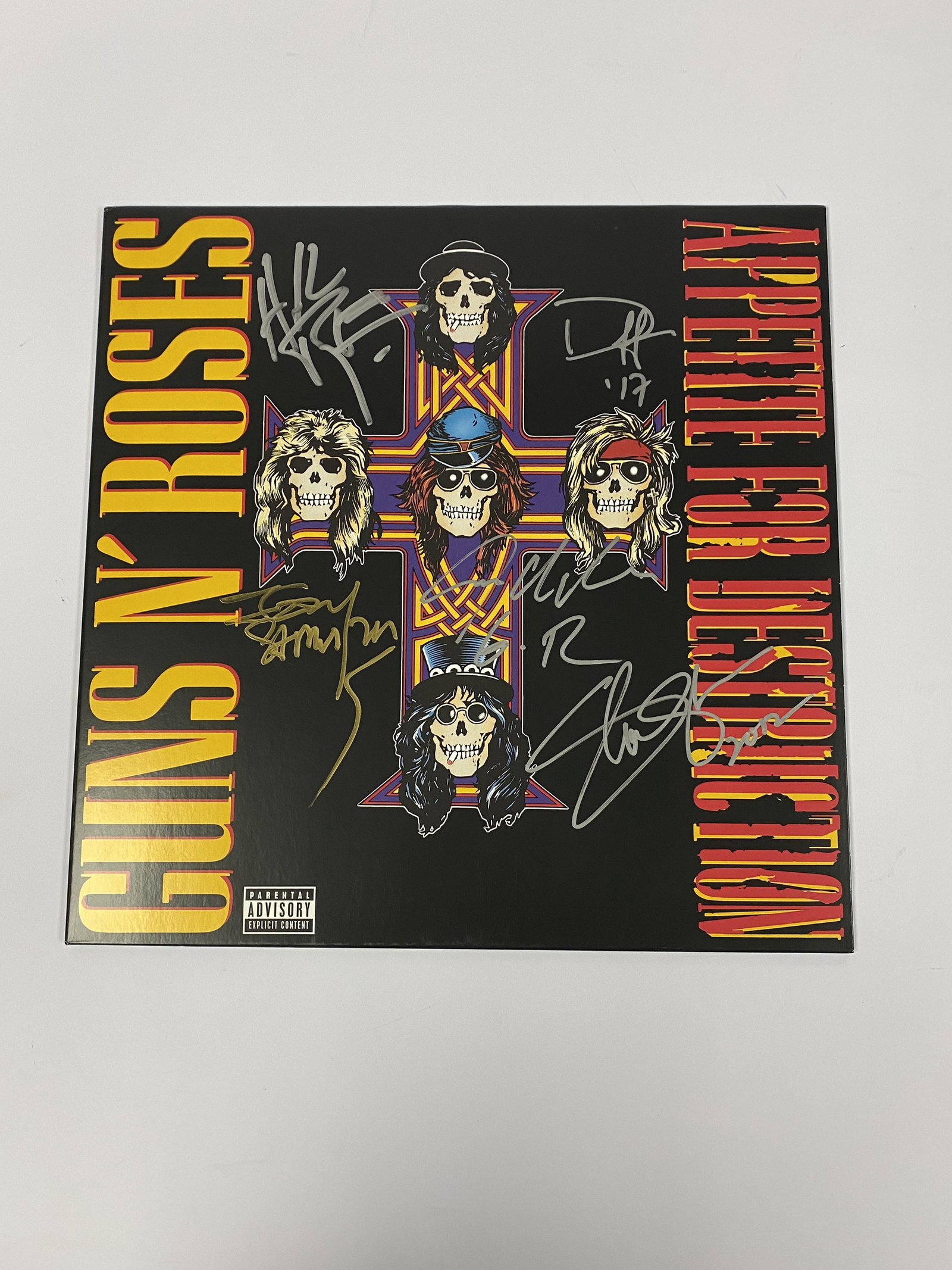 Autograph Guns N Roses Vinyl FIRST EDITION: Category: CollectiblesAutograph: Steven Adler, Izzy Stradlin, Duff McKagen, Axl Rose, Slash Item Condition: Brand New