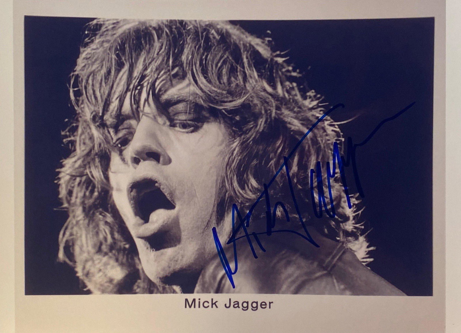 Autograph Rolling Stones Photo: Category: CollectiblesAutograph: Mick Jagger Item Condition: Brand New