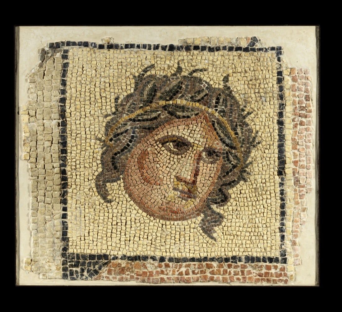 Mosaik mit Theatermaske. (1 of 1)