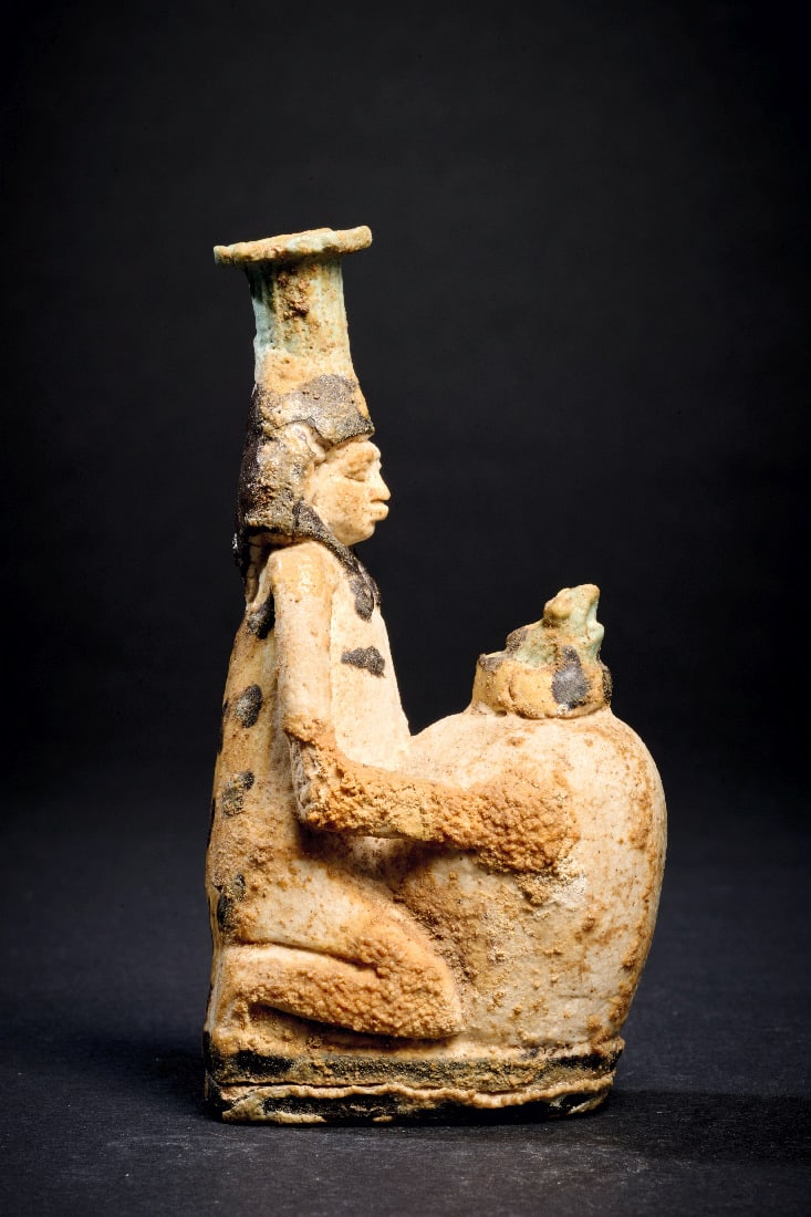 Figuerliche Parfuemflasche. - 5