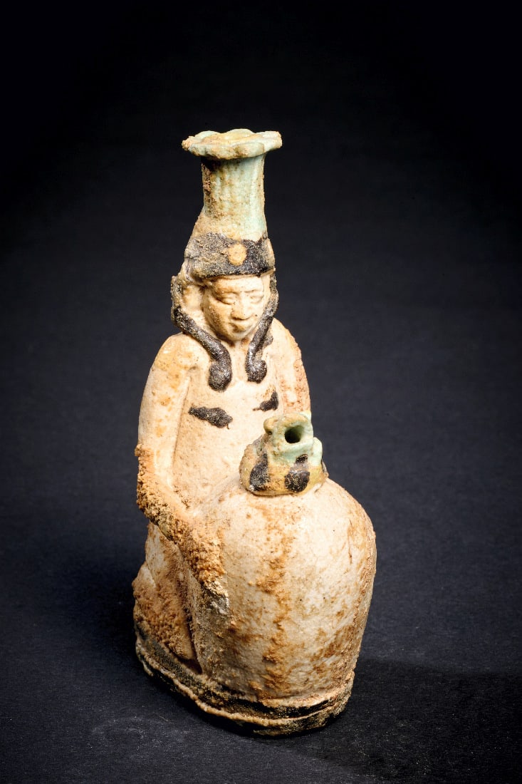 Figuerliche Parfuemflasche. - 6