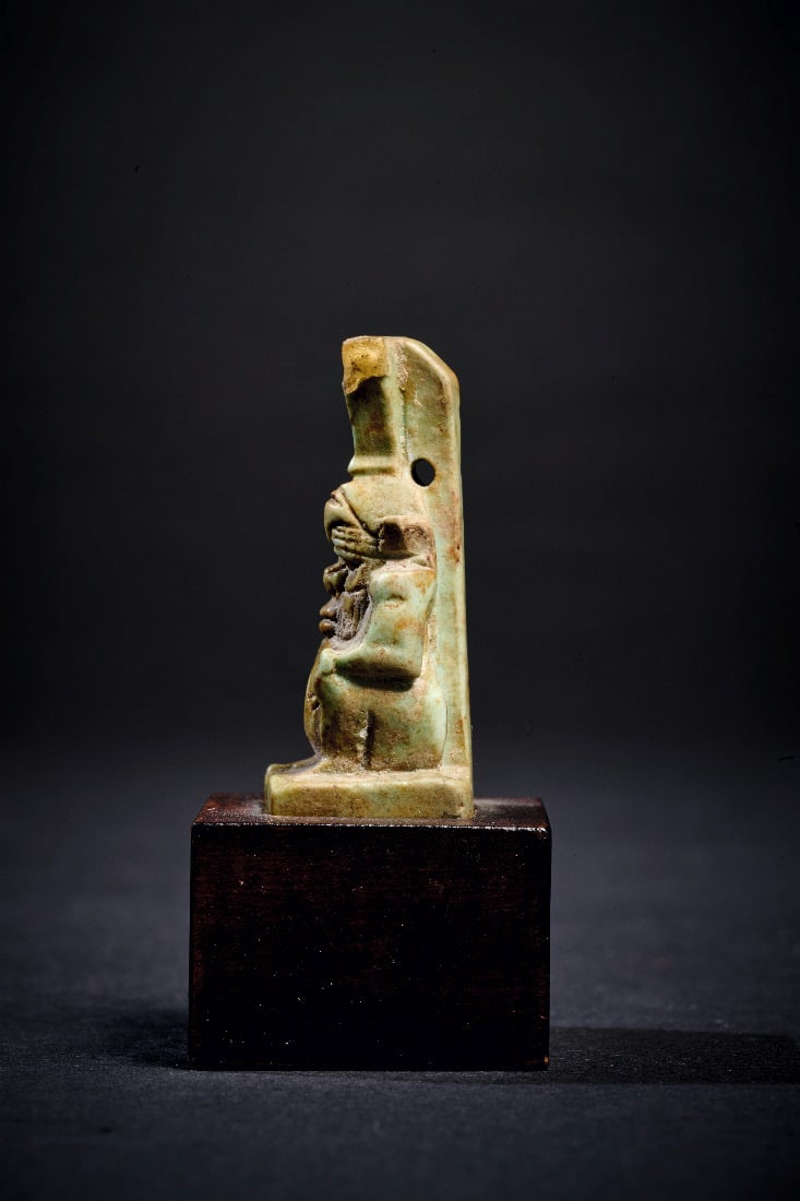 Amulett des Bes. - 3