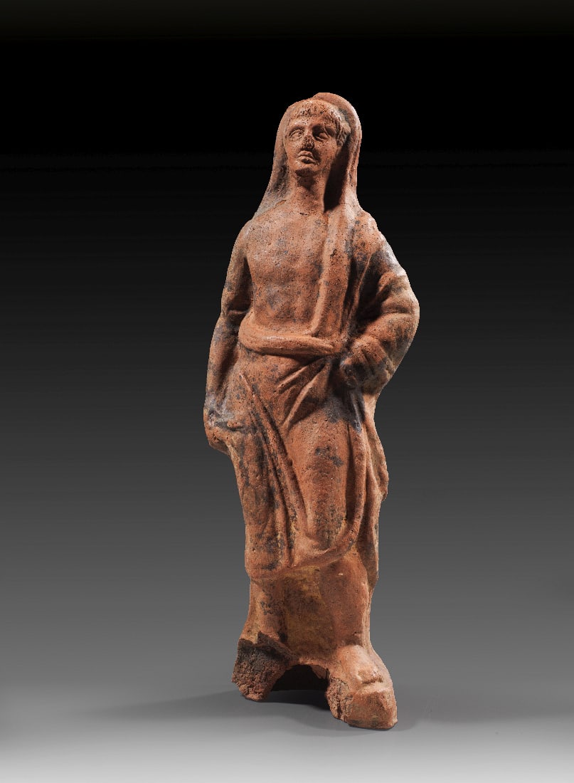 Grosse etruskische Statuette eines jungen Mannes. (1 of 1)