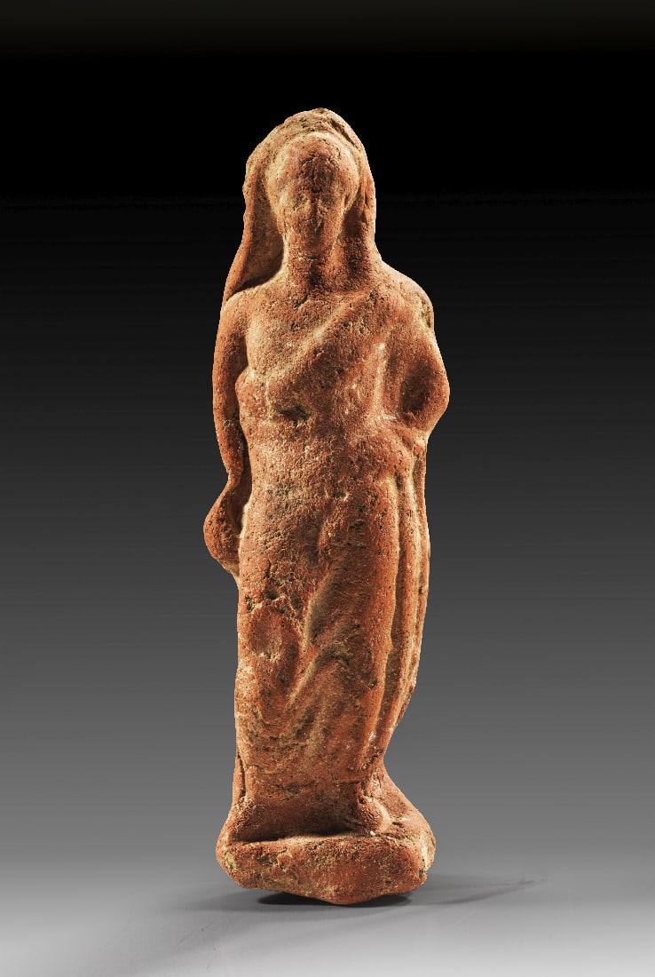 Etruskische Votivstatuette eines jungen Mannes. (1 of 1)