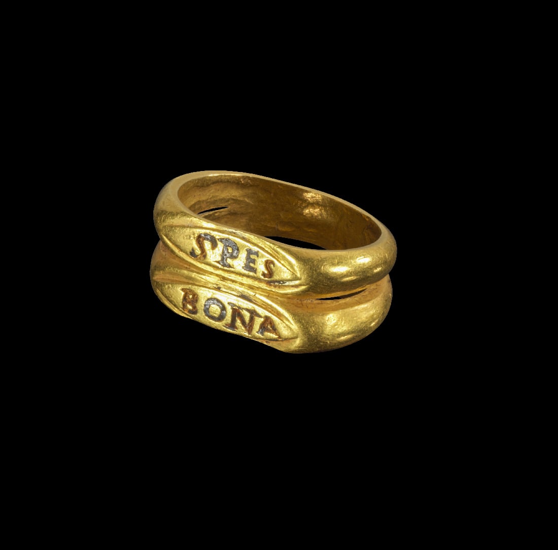 Kinder-Goldring mit Inschrift. (1 of 1)