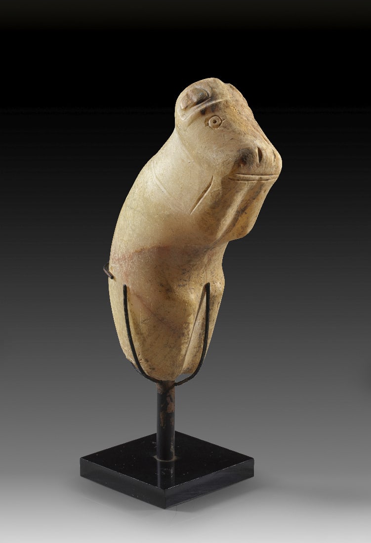 Affe aus Alabaster. (1 of 1)
