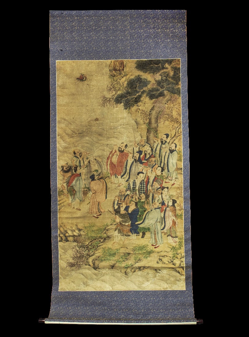 Versammlung der Unsterblichen der Tang-Zeit - Monumentale Haengerolle: China, spaete Quing-Dynastie, 19. Jahrhundert. H 282cm, B 125cm. Tinte und Farben auf Papier, montiert als Haengerolle (lizhou) mit blauem Seidenbrokat. Aussergewoehnlich grossformatige Haengerolle