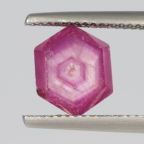 Natural Gemstones Sapphire 3.52 Cts Reddish Pink Color "No Heat (1 of 2)