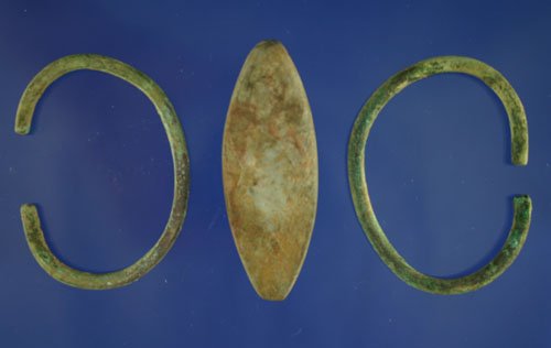 Set of 2 Bracelets and one undrilled gorget Ohio - 2
