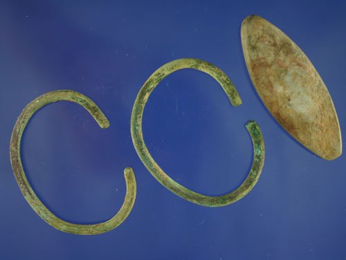Set of 2 Bracelets and one undrilled gorget Ohio - 3