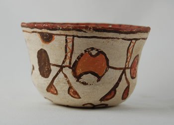 AACA 3 7/8" wide. Precolumbian painted cup - 2