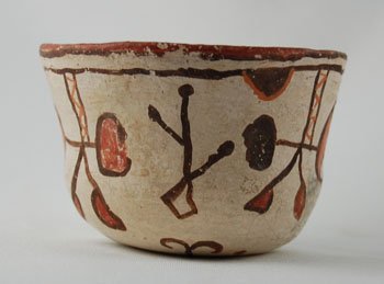 AACA 3 7/8" wide. Precolumbian painted cup - 3