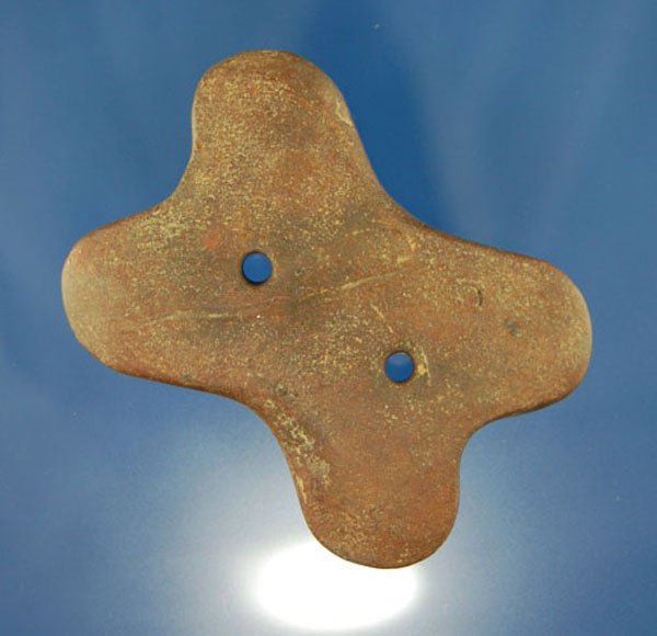 2 3/8" Reel shaped Gorget found in Alabama made fr: 2 3/8" Reel shaped Gorget found in Alabama made from ironstone. Davis COA