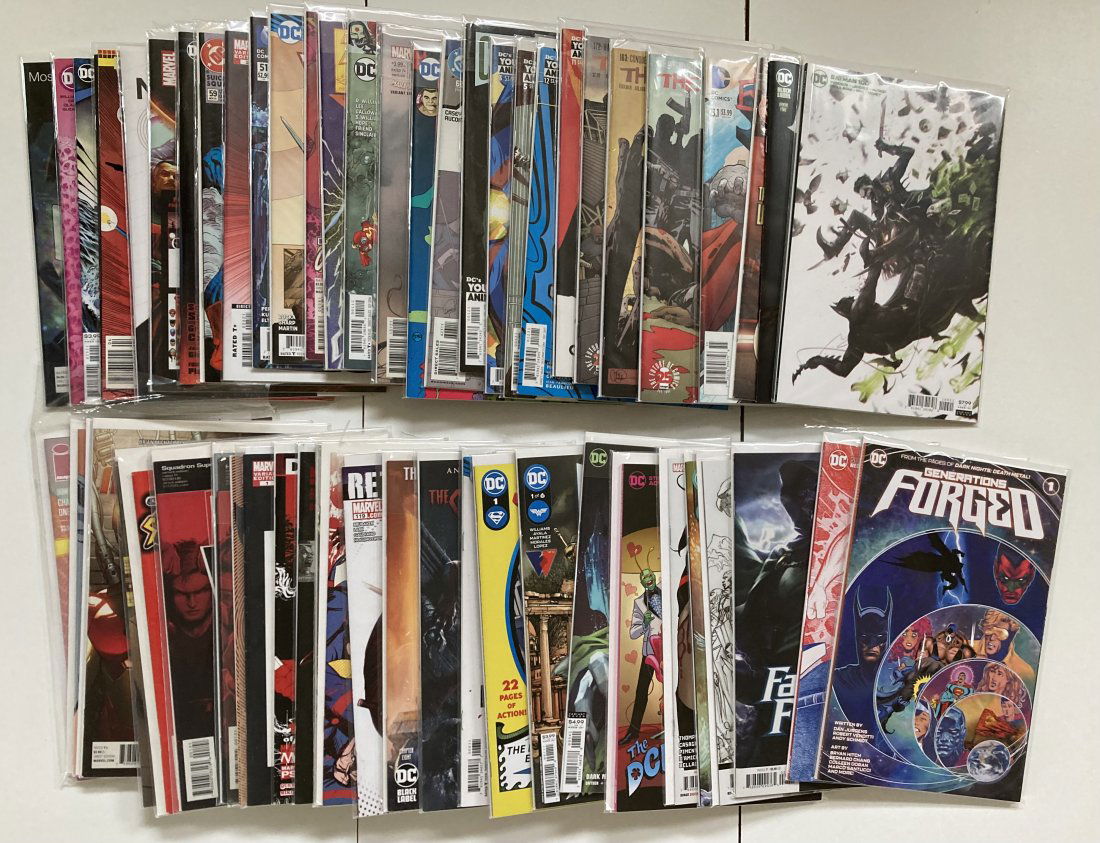 modern lot with many variants (1 of 5)