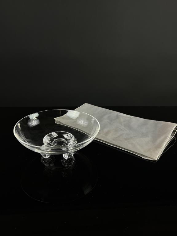 Signed Steuben Glass 8" Low Footed Bowl w/ Bag (1 of 5)